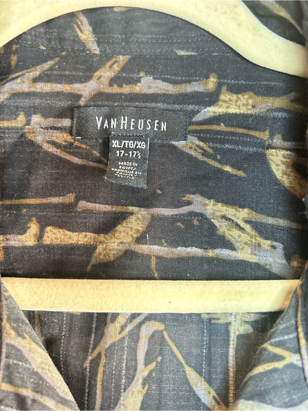 Van Heusen Men’s Large Abstract Print Short Sleeve Button Up Resort Shirt Y2K - Picture 8 of 9